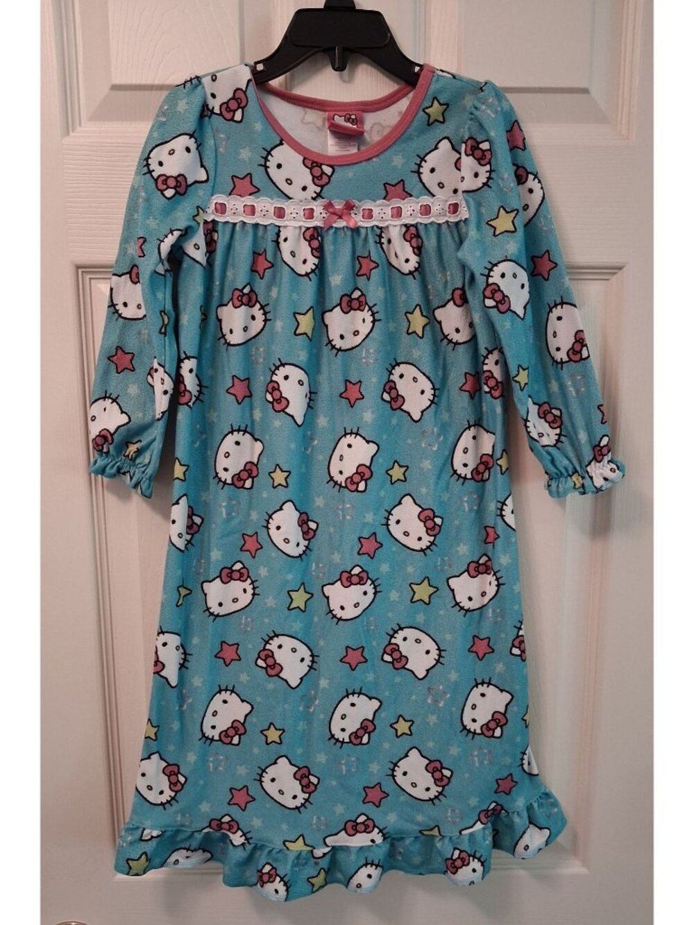 Hello Kitty Girls Blue Nightgown Size 4T Long Sleeves Ruffled Hem.